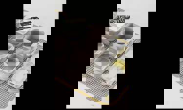 A Flying bento | לירון כהן