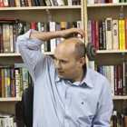 מפגש מומחים: נבחר ציבור? אדם פרטי? מותג פרסומי?