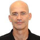 ד"ר אגוז על גבאי / כאן ב'