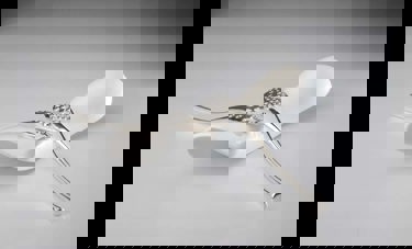 Sensuous Tableware | אילן סיני