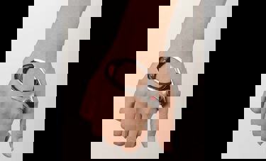 VIA – Visually Impaired Assistant | נועם קלופר