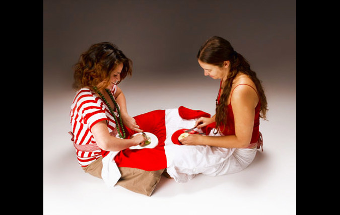 MIND YOUR MANNERS - TABLE WEAR | מרב שנפס