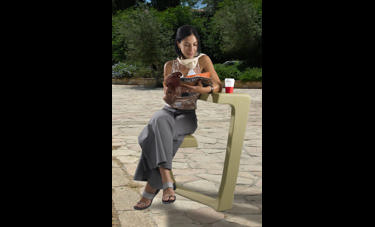 ריהוט במרחב הציבורי | מיטל בן-גל