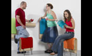 ריהוט מסדרון לתקשורת בין אישית | שרי ויזנטל