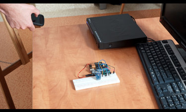 שלט אוניברסלי | רז ליבוביץ ואולג רוחליס