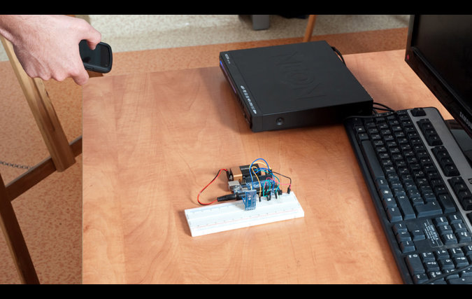 שלט אוניברסלי | רז ליבוביץ ואולג רוחליס