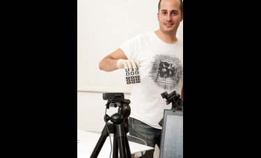 מערכת לזיהוי נקודות אחיזה באובייקטים | אופיר בניזרי, אביעד כהן