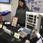 מכירת תכשיטים לטובת מרכז אדלר