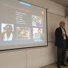 ד"ר הנרי גרין ביקר במכללה וסייע להקמת מרפאה לראיה ירודה