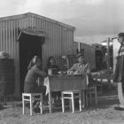 סלאח, תביט מה קורה מסביב