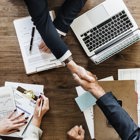 סדנת שכר וחוזים