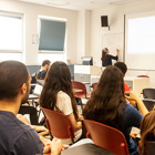 מה הקשר בין שיטות ממשל לתכנות?