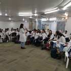 סיור במעבדות למיקרוביולוגיה קלינית