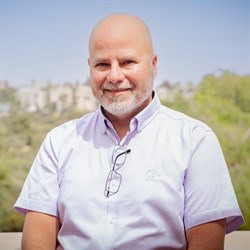 יגיל צבעוני (1)