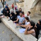 סטודנטים יוצאו לבדיקת פרמטרים פייקוכימיים של מי מעיין מרים בעין כרם