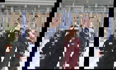 סטודנטים מהחוג לפוליטיקה ותקשורת משתתפים בפרויקט מודל האו"ם בכנסת
צילום: בתיה כ"ץ
      