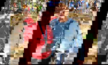 ליבי ברבי, סטודנטית בחוג להפרעות בתקשורת עם פרופ' ברטולד פרידלנדר , נשיא המכללה