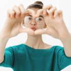 החוג לאופטומטריה מזמין אתכם לראות טוב יותר