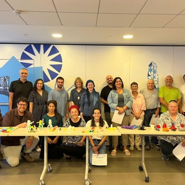 תיקון עולם מייקרס יורם פוני וסטודנטים