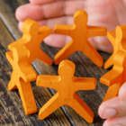 צוות מרכז אתגרים זמין עבורכם